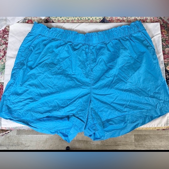 Old Navy Pants - 🩵 PLUS Old Navy Blue Shorts 🩵